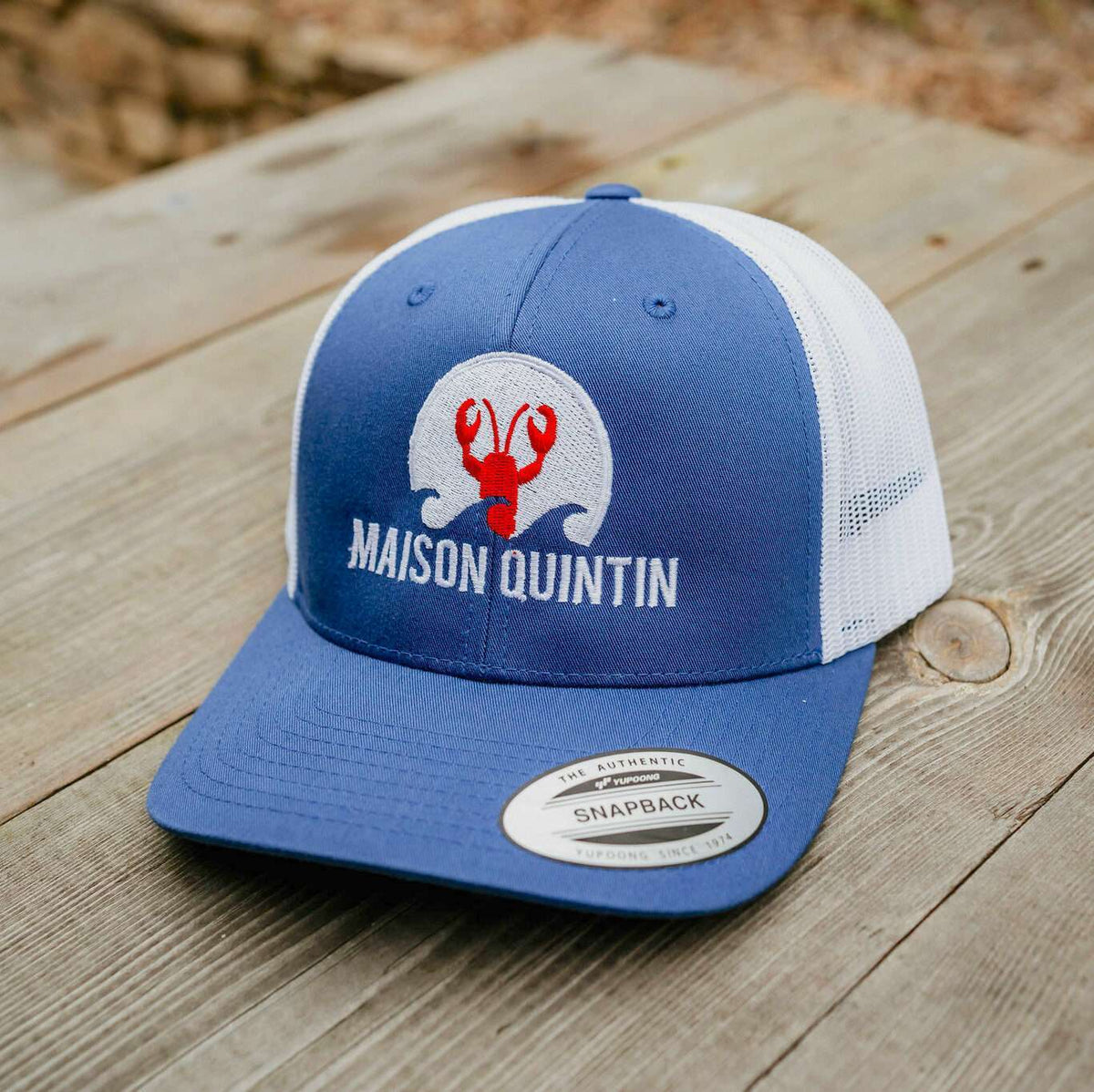Casquette bleue snapback